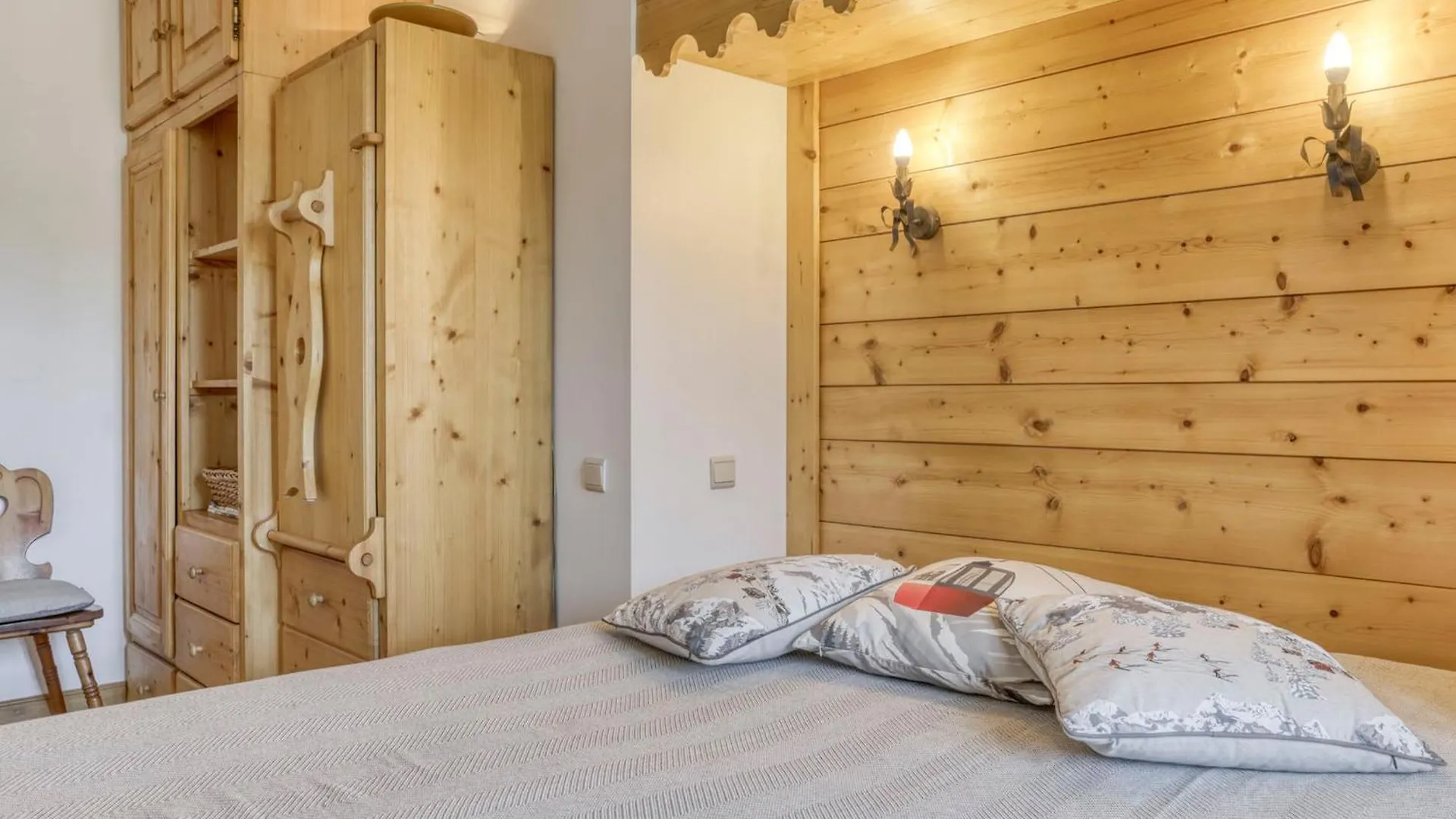 Appartement 2 Chambres Confortable, Balcon, Ascenseur, En Plein Centre De Megeve, Animaux Admis - Fr-1-453-107 0*, Megeve France